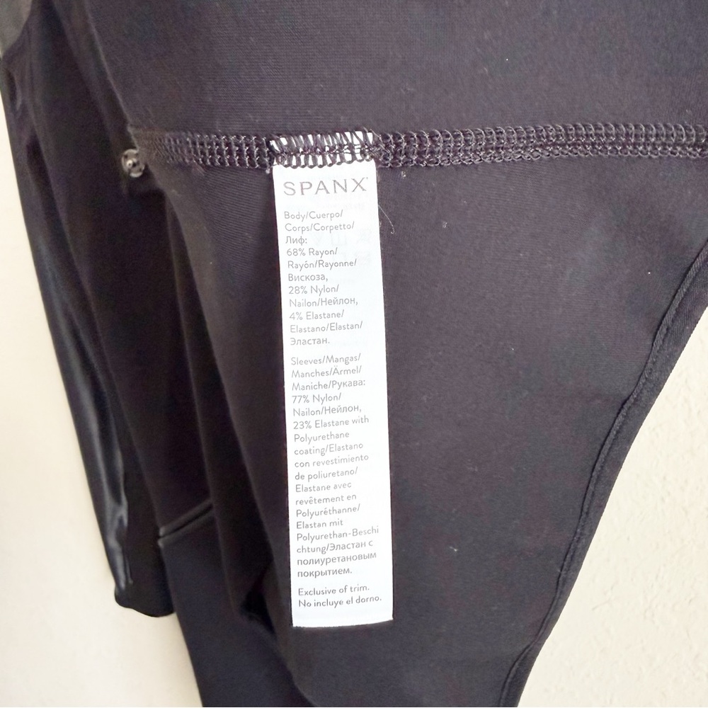 Spanx Drape Front Very Black Jacket Size Small - Picture 5 of 7
